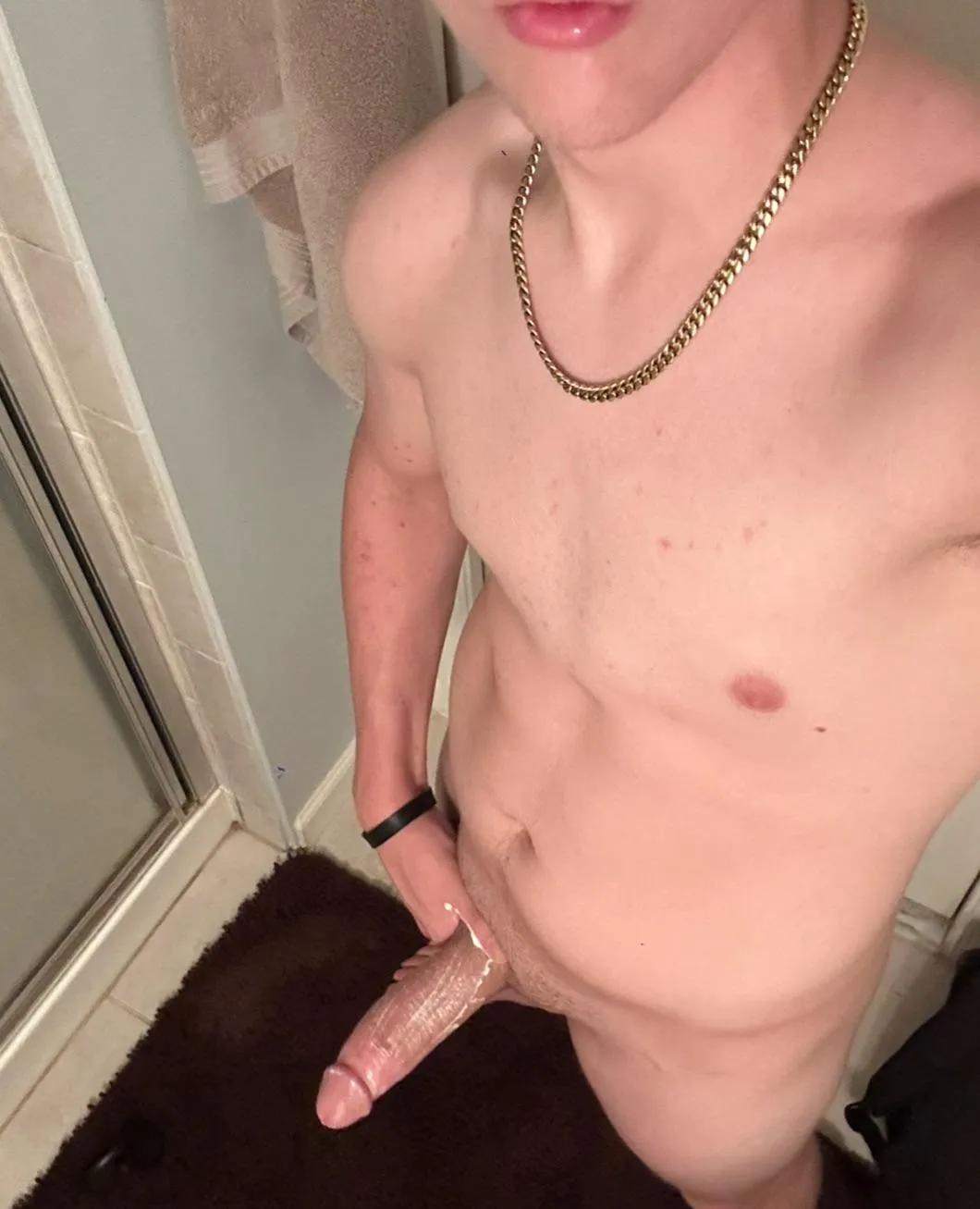 Just graduated, wld u drain my hs cock