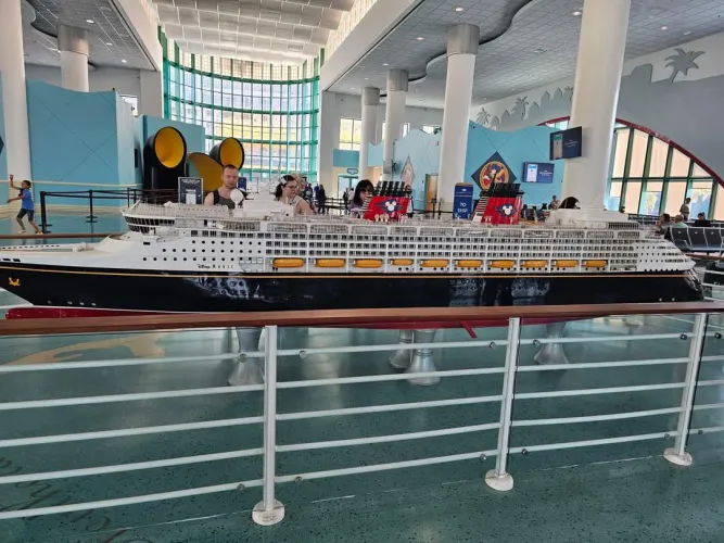 [MF4MF] or possibly [MF4M] on the Disney Treasure October 11th-18th