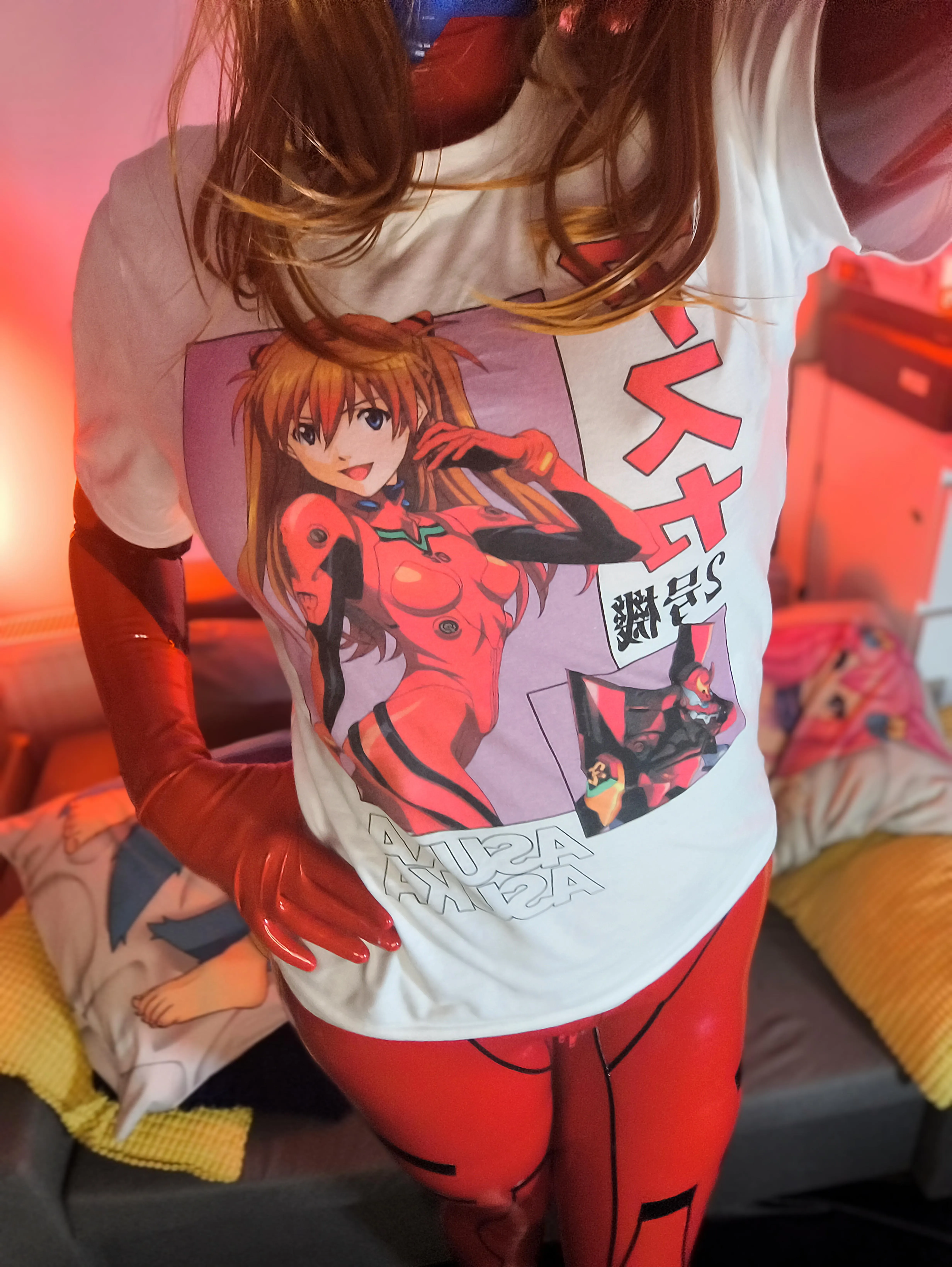 Whops, what's hidden under 🫦