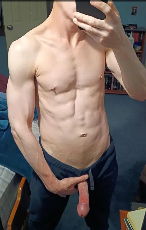 [24] Bedtime. Good Night 😴