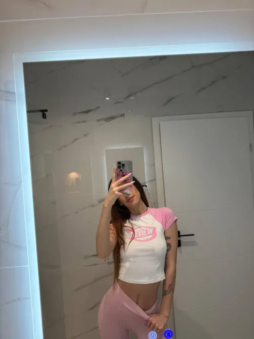 Am I attractive enough for you 😉