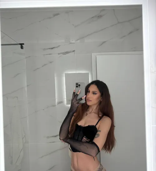 fuck me till i cant walk anymore 🤤