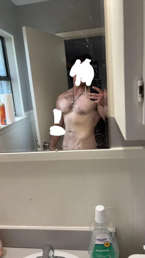 23[M4F]  Down to smoke and chill