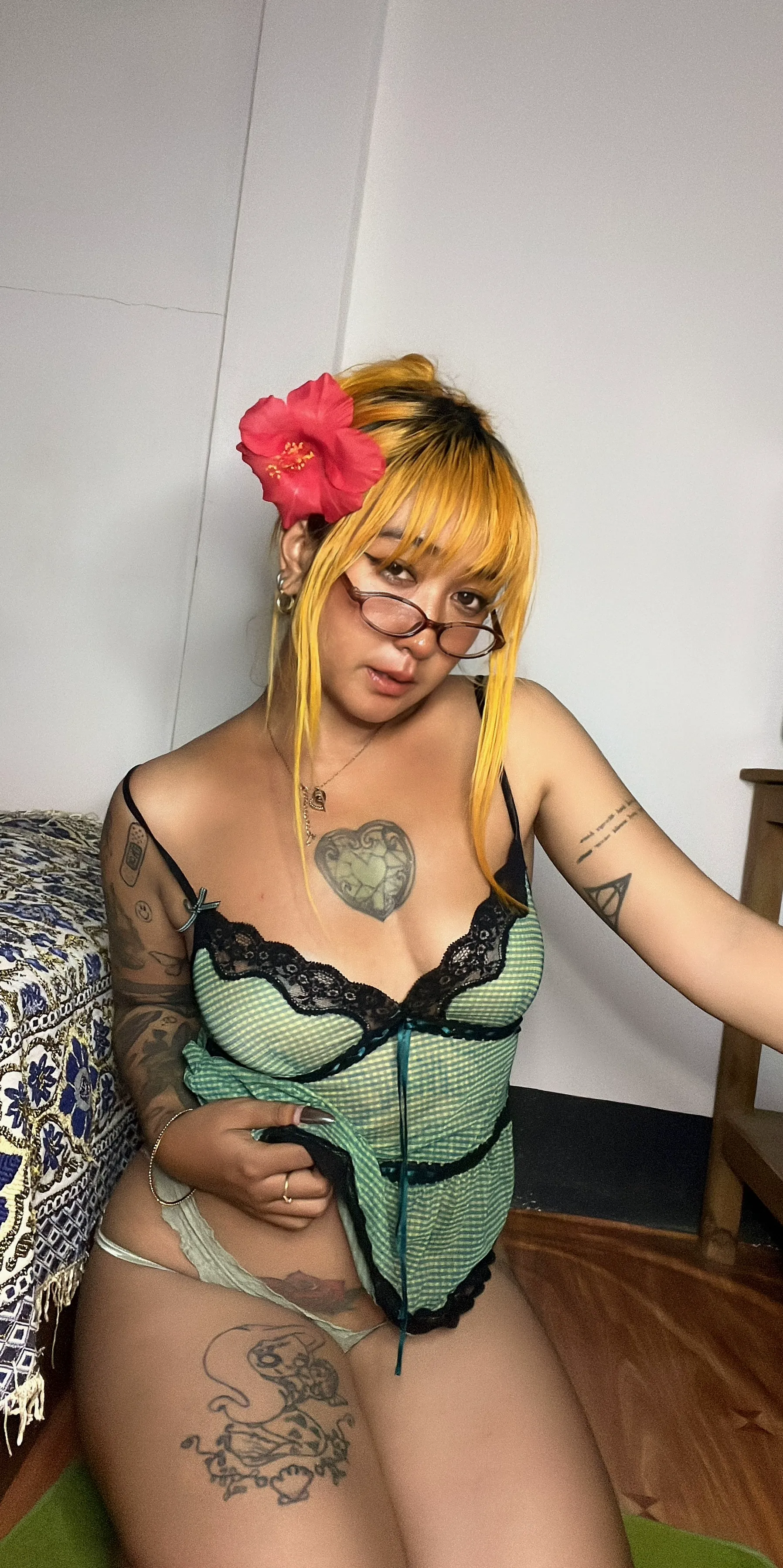 Natasha (@natashanaughtyxxx) [onlyfans]