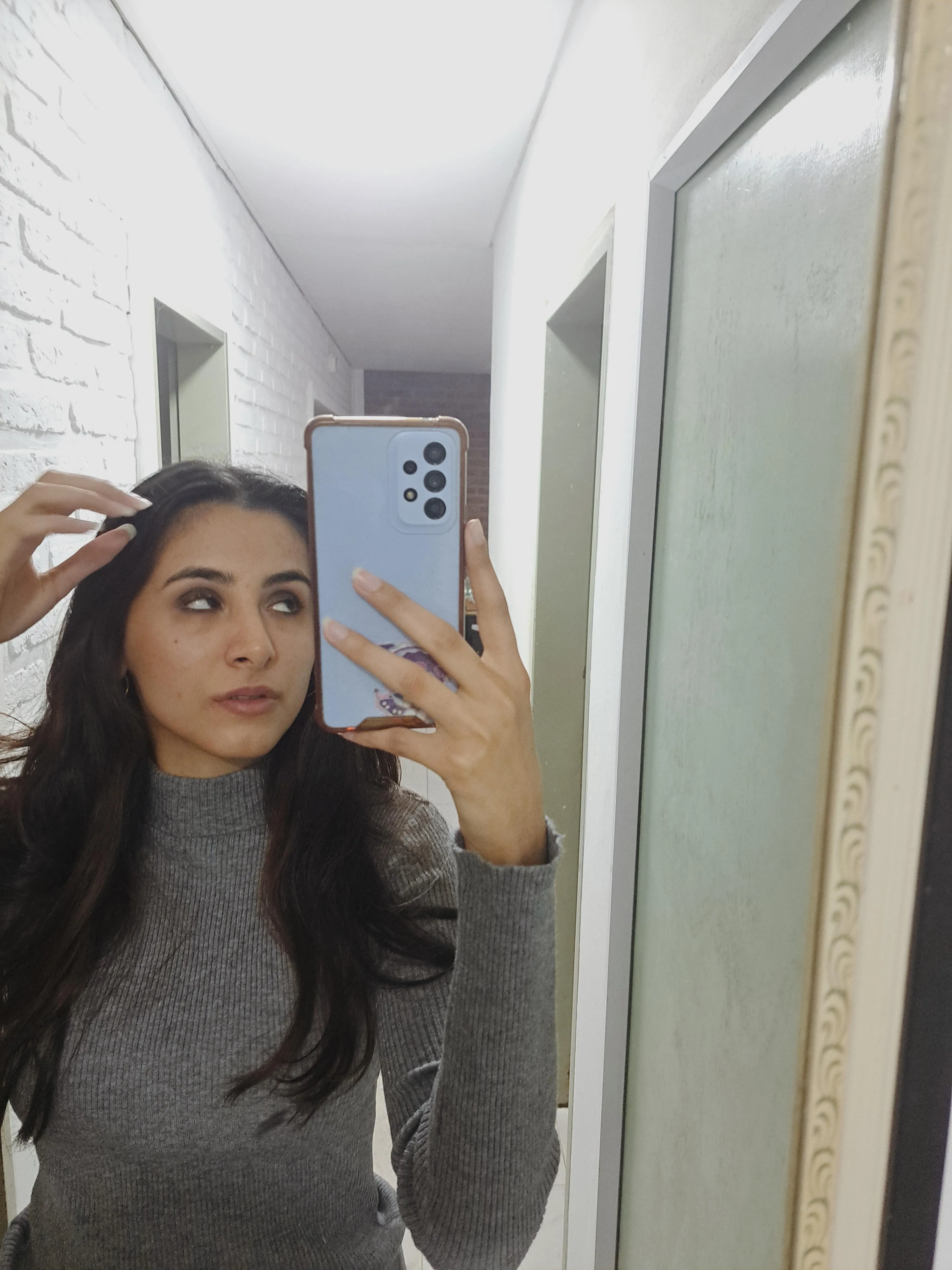 F24 college student from Argentina looking to be financially spoiled in exchange for conversations and exclusive content (NSFW examples on my profile)