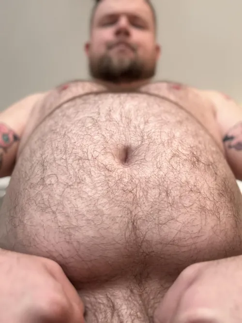 How's your tummy Tuesday going? You can rub mine if you want