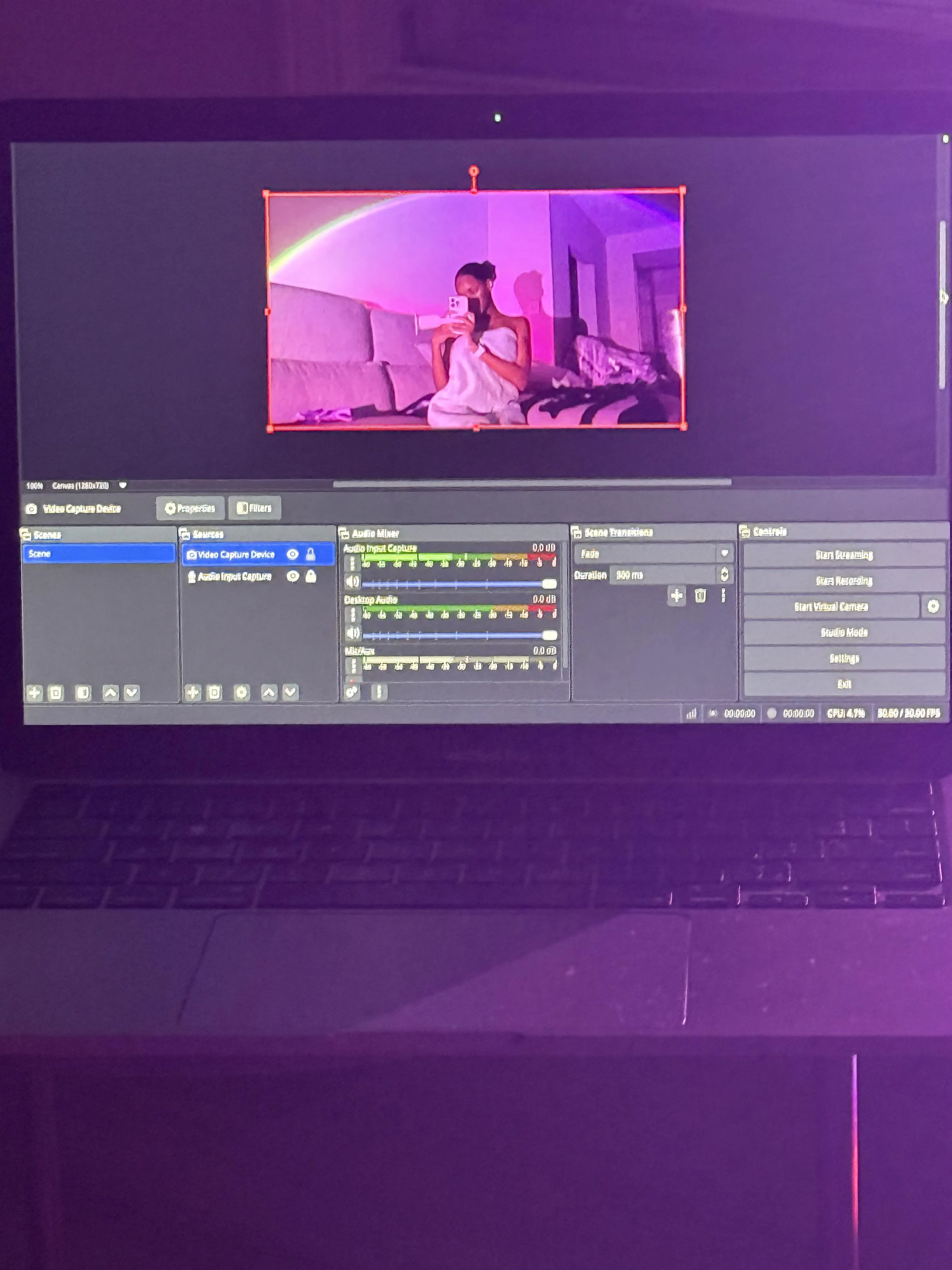 [sydductress] join the stream to see me try on lingerie😄