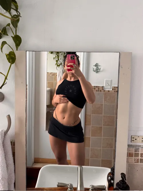 Think my date is gonna like what he sees