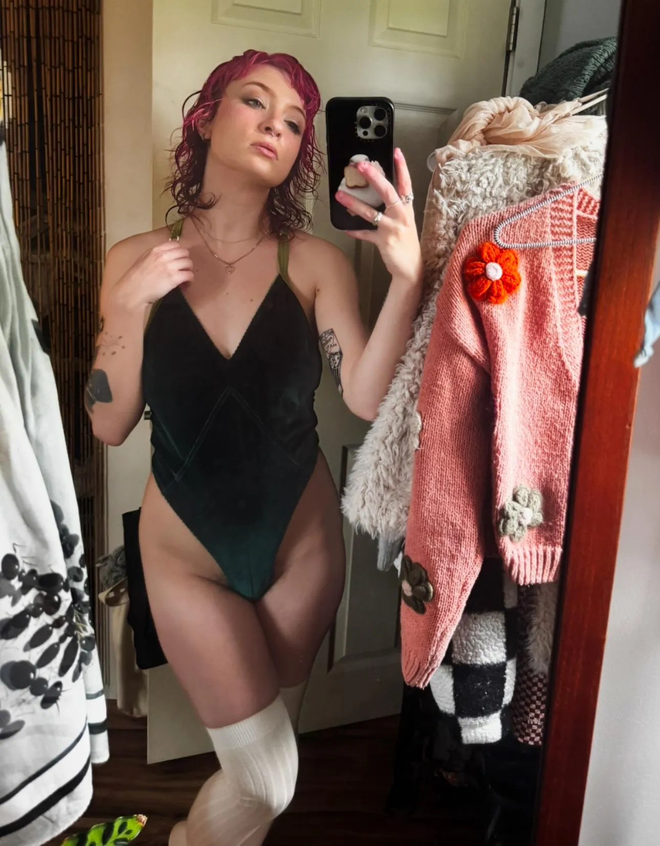 Wanna grab these hips?🤭💖✨