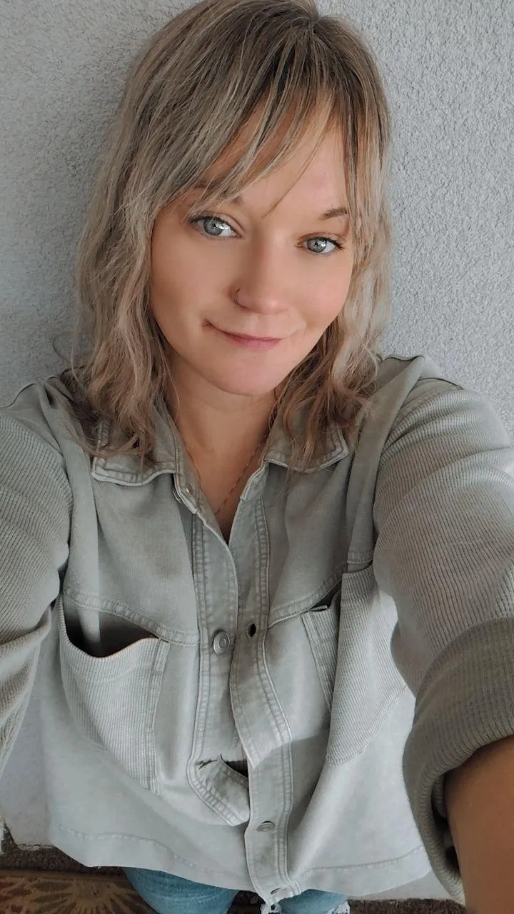 Would you let a 31 year old suck the life out of your balls? Y or N