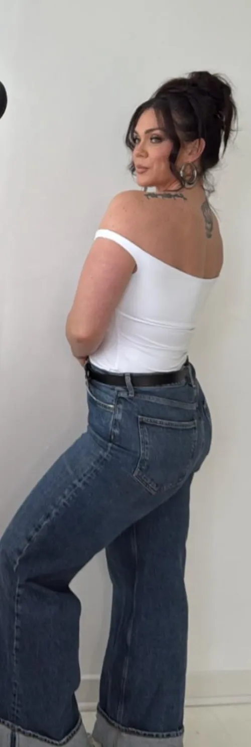 Lady with crown 👸