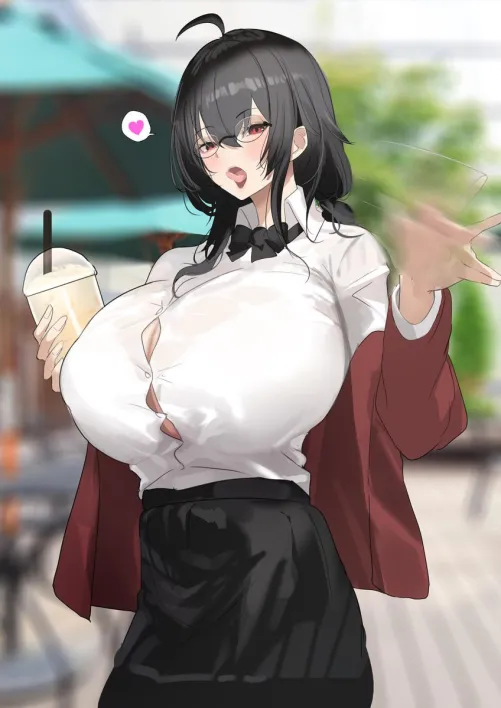 Taihou’s too big for her uniform~ (鯵)