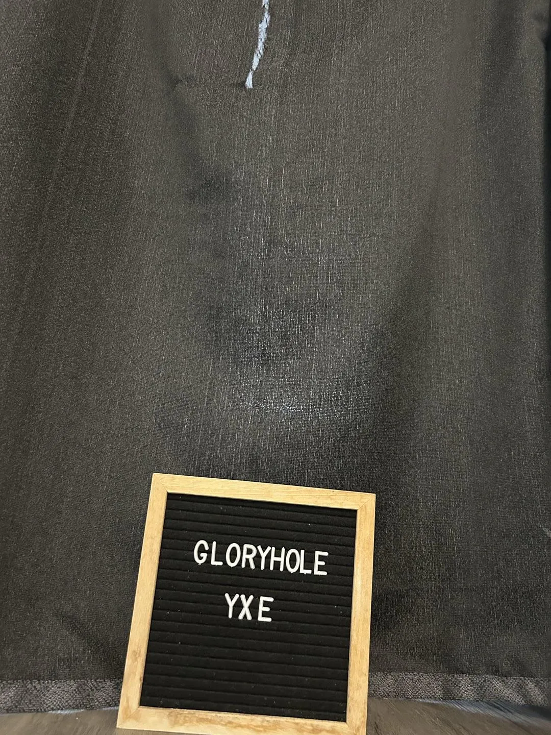 30 CD [t4m] looking for big clean dicks to suck Saskatoon