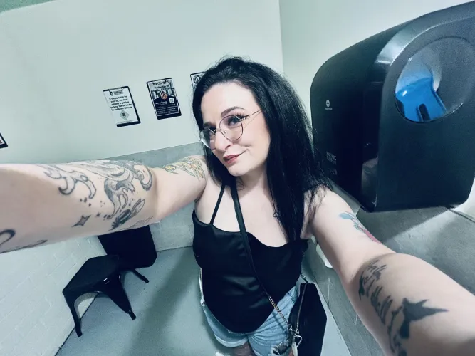 Xoxox. Hope my oklahomies have a peaceful Saturday.