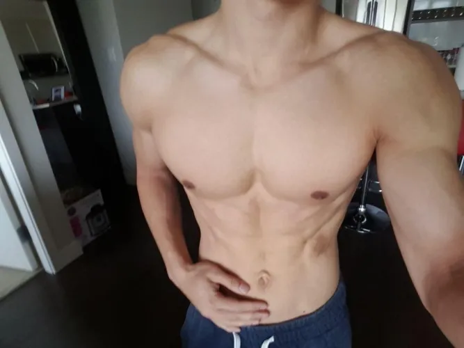 36 [M4F] looking for good company