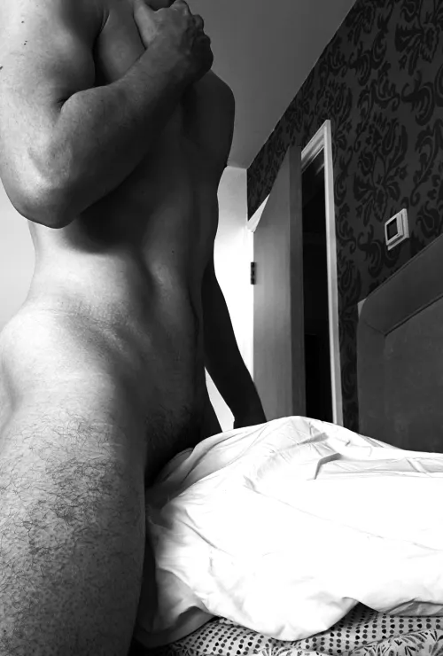 Be a good girl and lean forward for me...