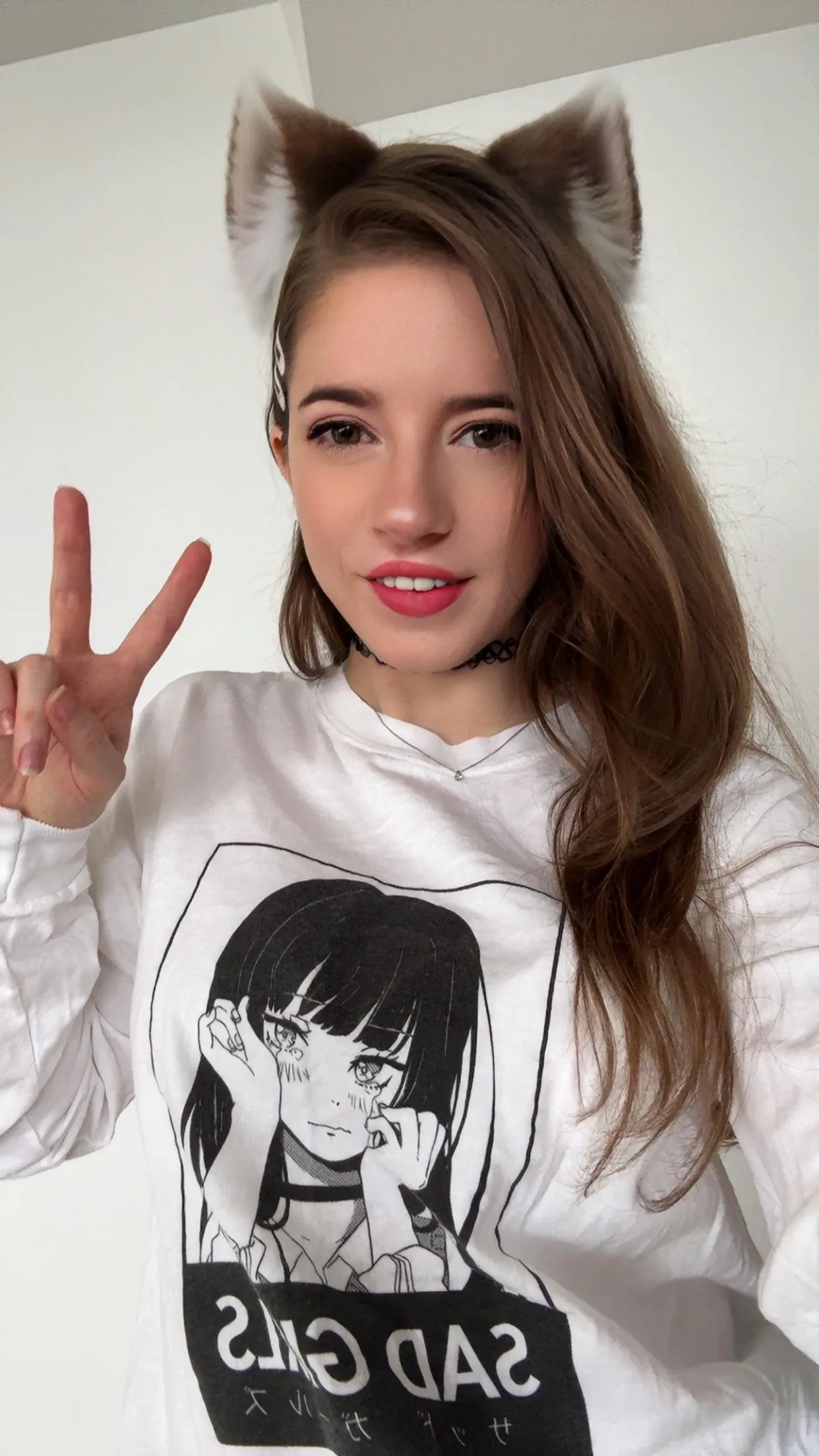 Caught in the act of being too cute to handle 😏🐱