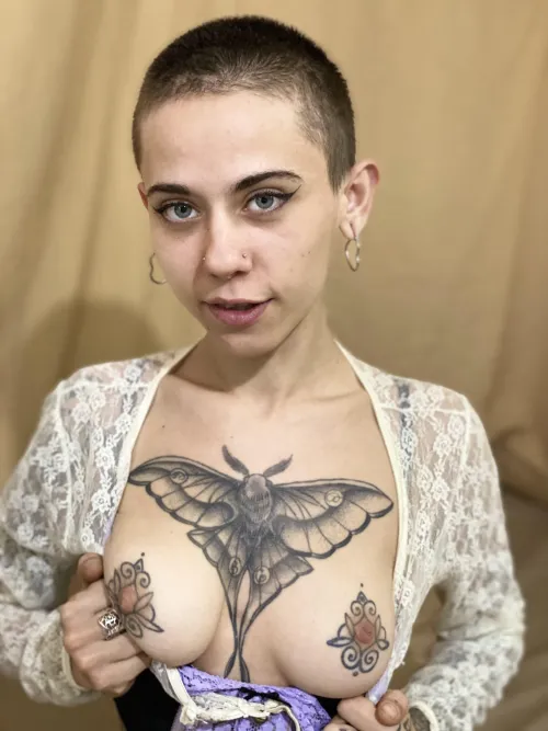 Do i have lickable tits for you?