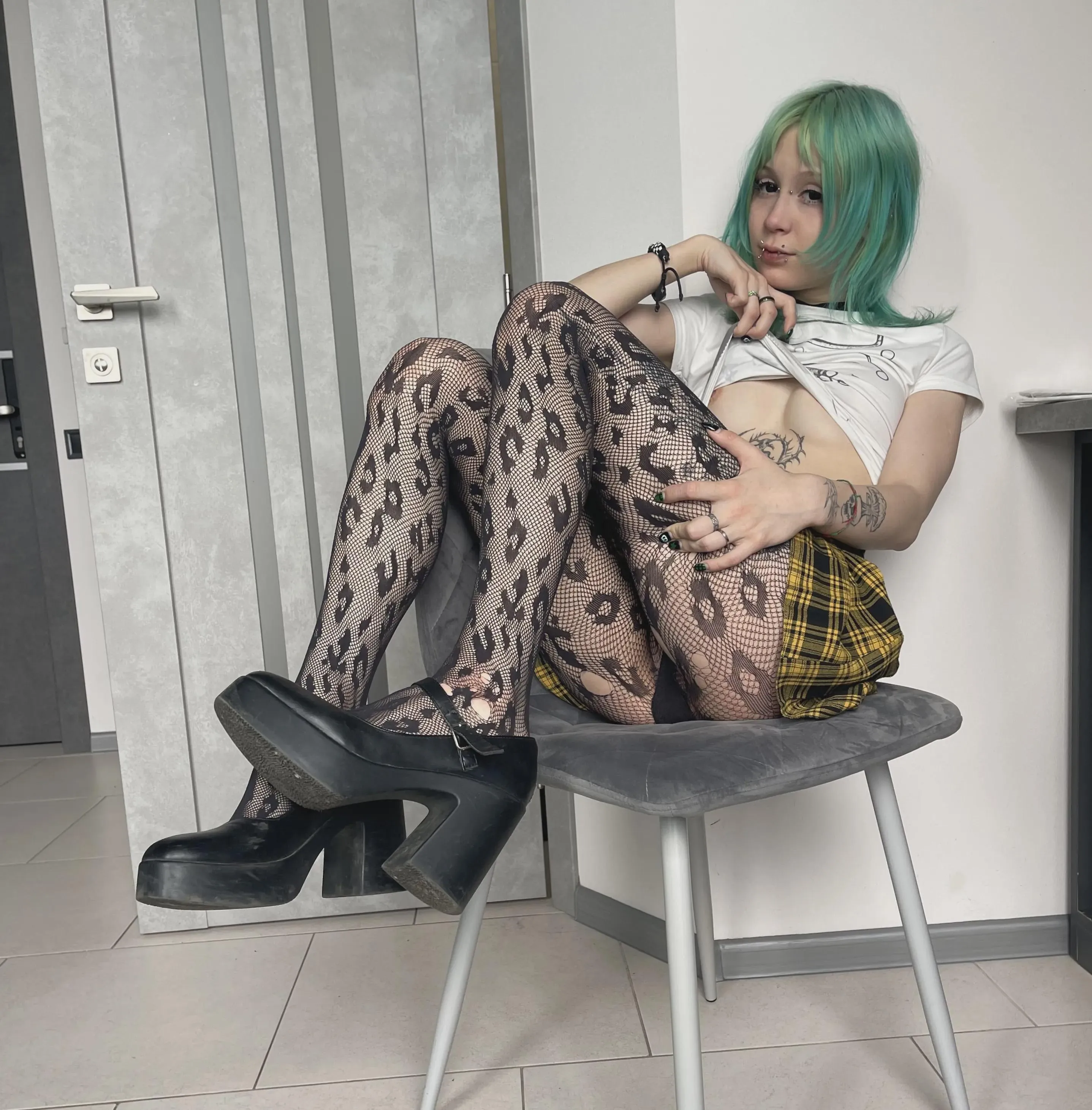 feet Tights and heels make any legs look better