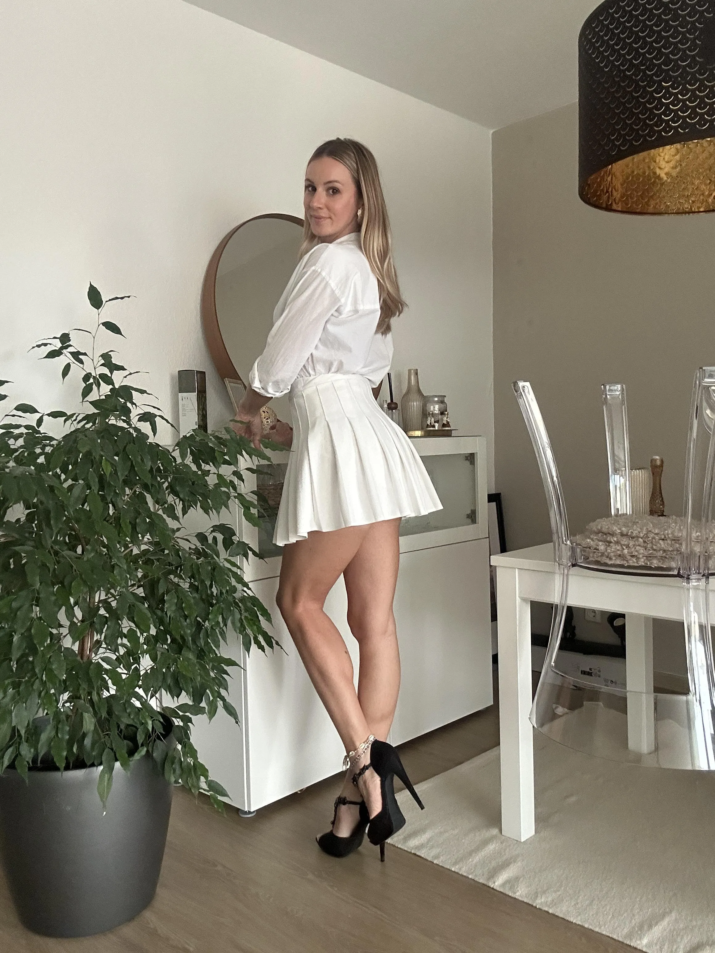 I don’t just walk in heels.. I own every step [f]