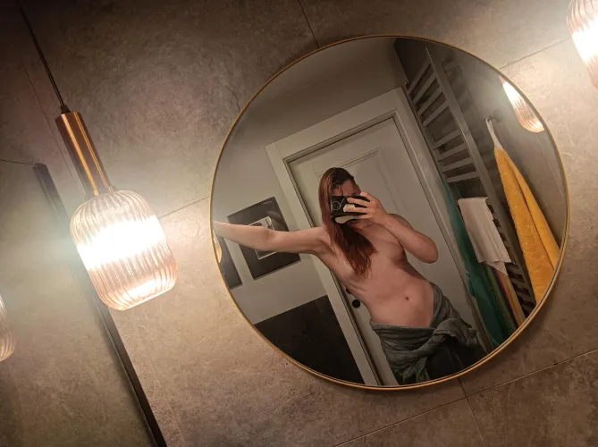 I fucking love showing of my masc lesbian body