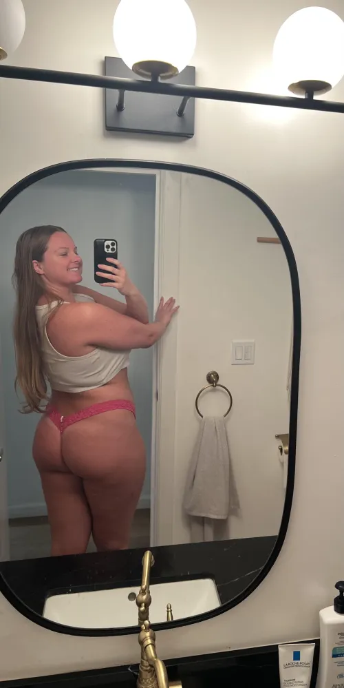 I know how to satisfy a bbc