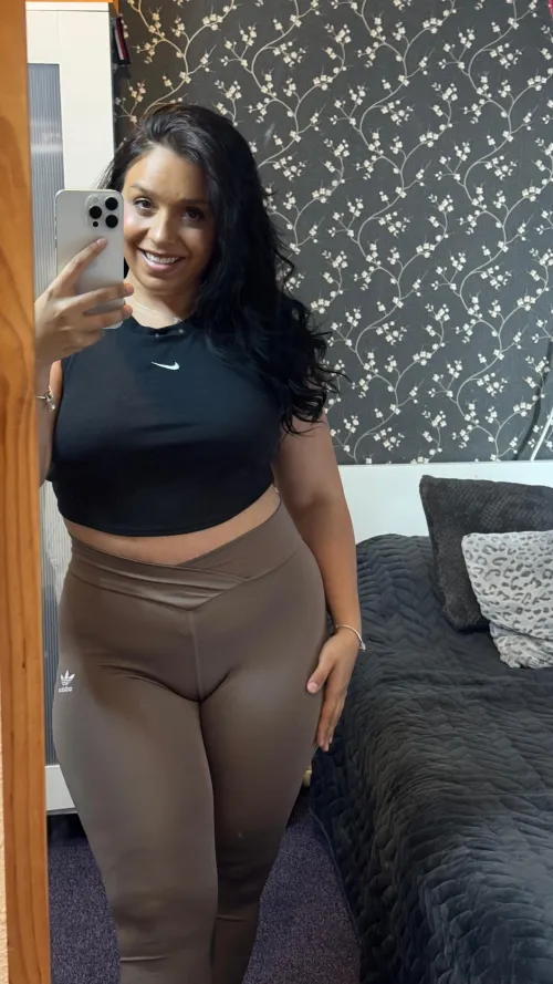 I love taking pictures of myself