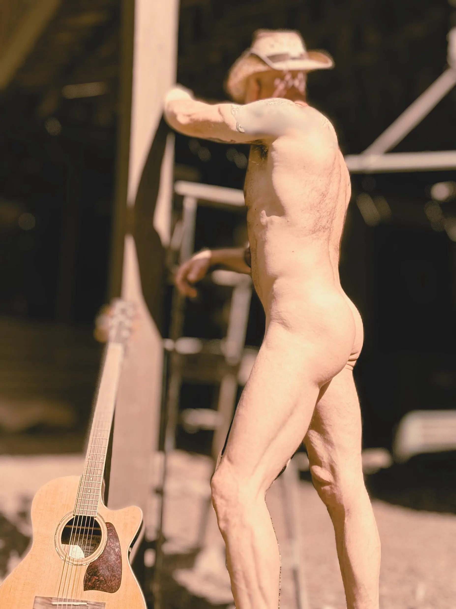 Like a bird on a wire, like a drunk in a midnight choir…