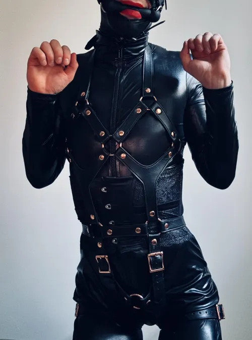 Miss being in ponymode 💔 Getting back soon, hopefully!