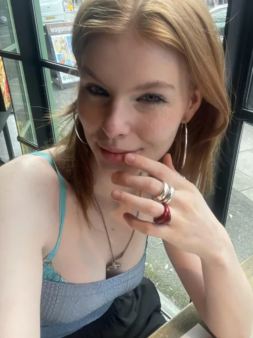 Say yes if you wanna see my naked body[IRTR]