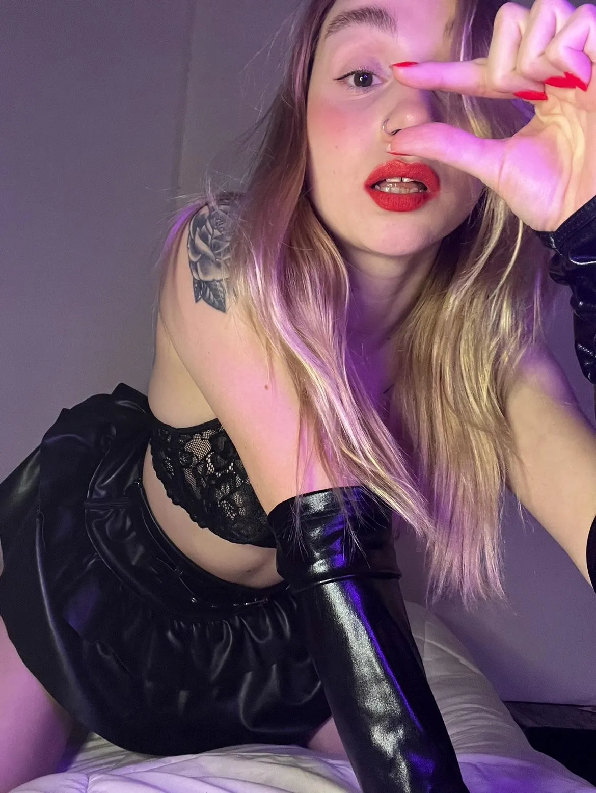 You are so pathetic, you only deserve to be a loser who lives for my humiliations.