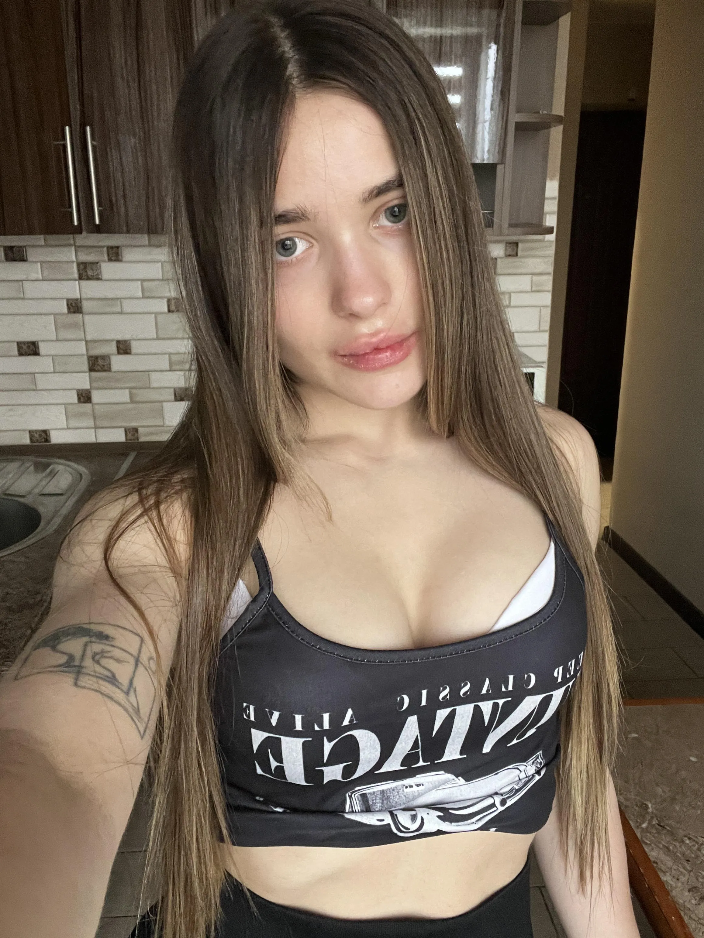 Fuck me, date me or marry me? Choose one