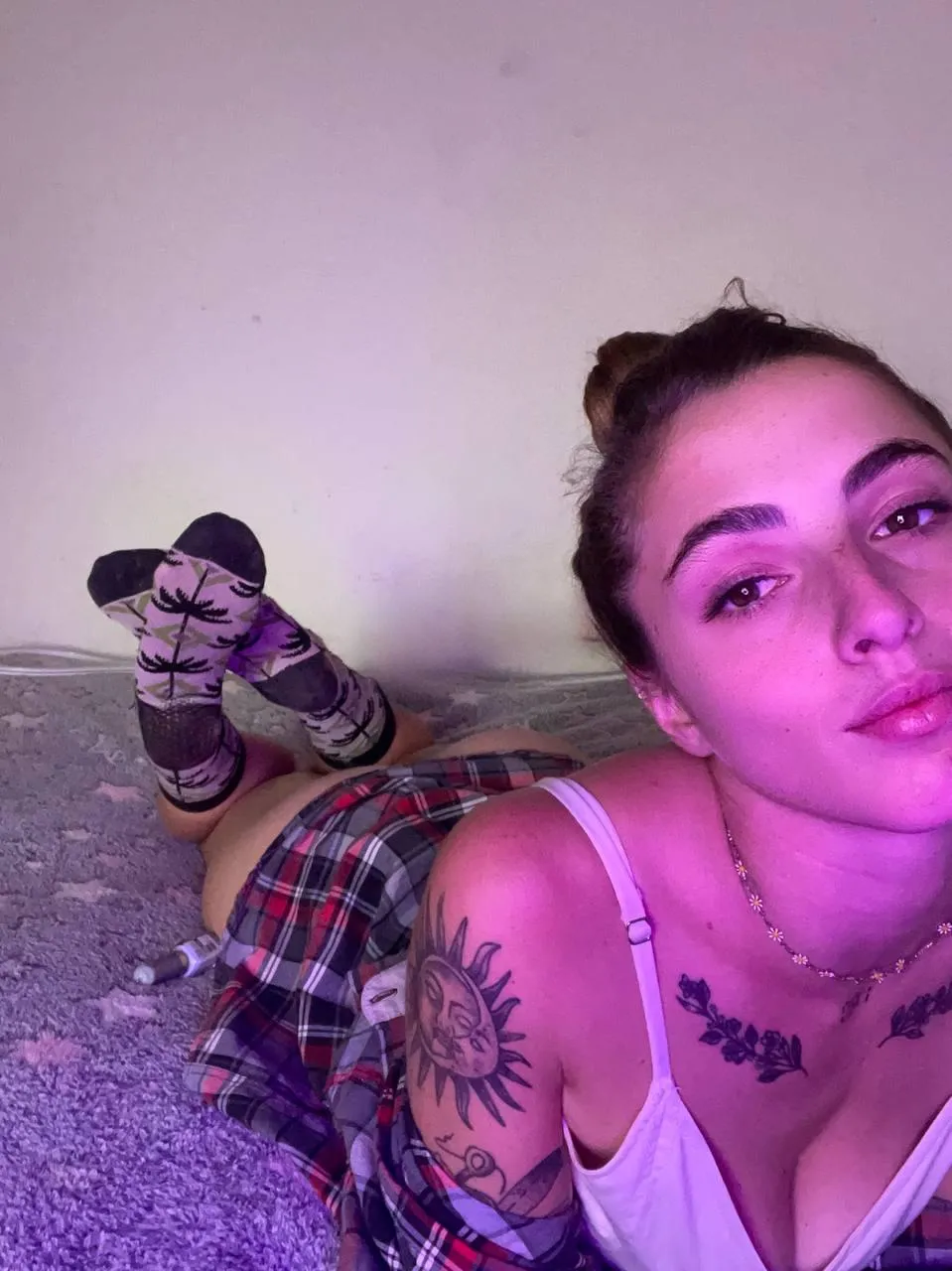 if u had 5 seconds w me like this… what would u do first? 😵‍💫