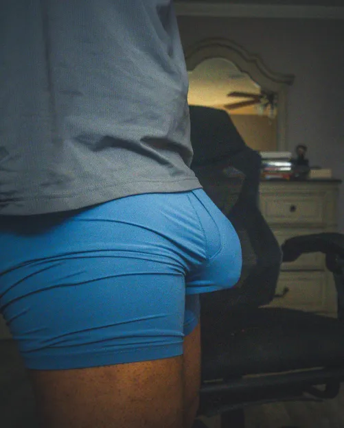 If u like my bulge, tell me what happens next