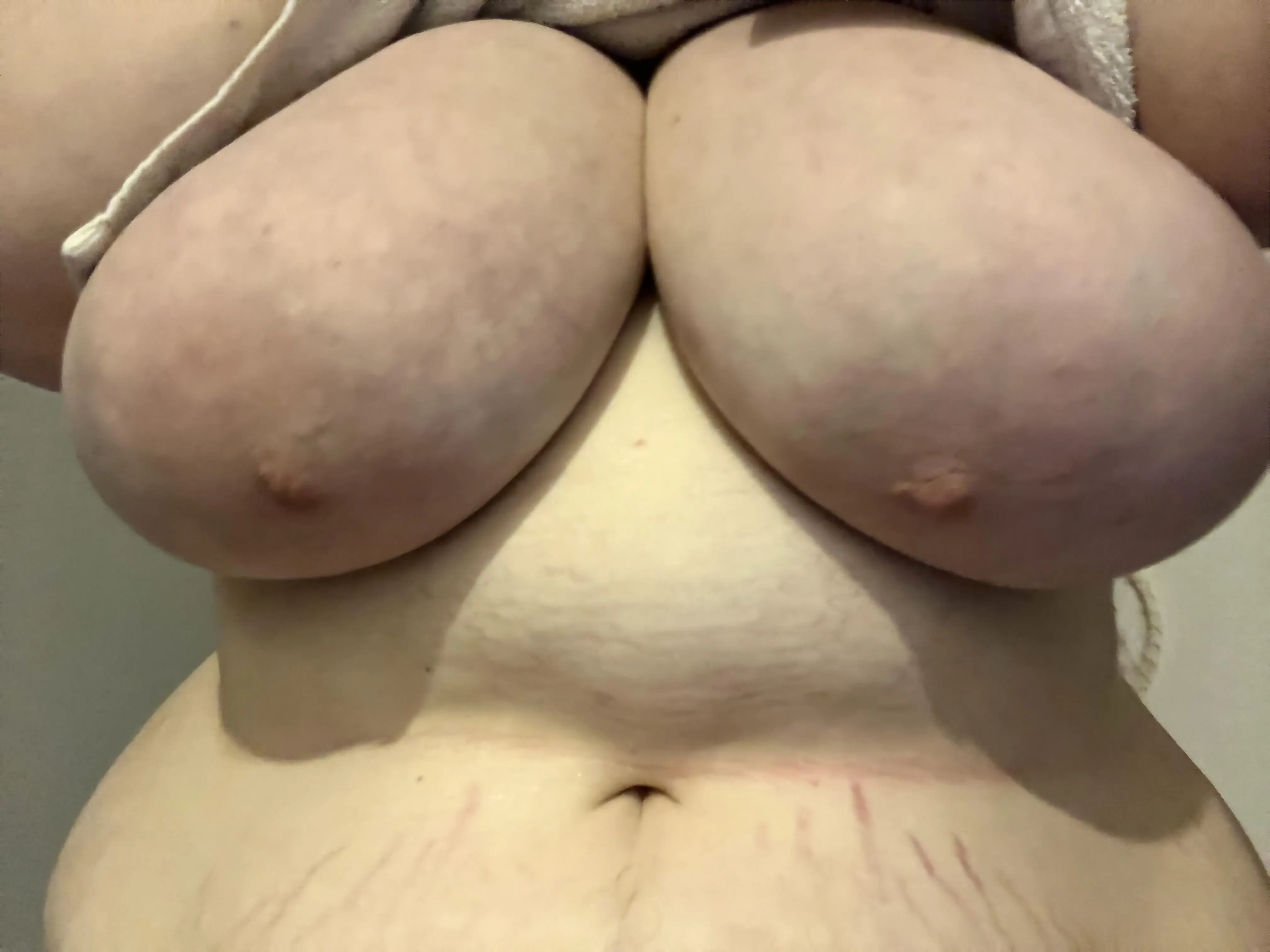 just got out of the shower muahaha