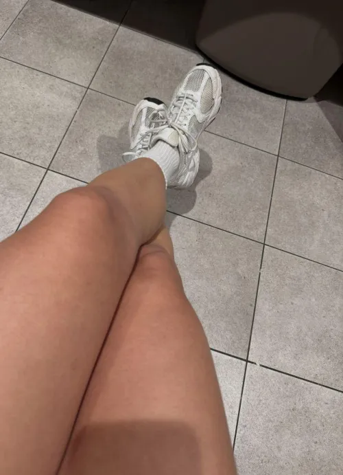 Just waiting here, letting these thighs breathe a little. You noticing?