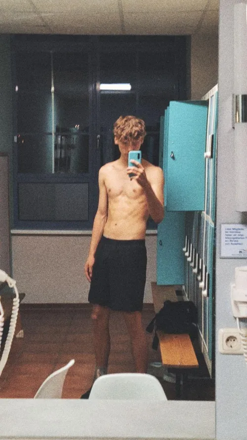 Looking to build some fun connections 😈 just love taking control and manipulating subs 😵‍💫🤑