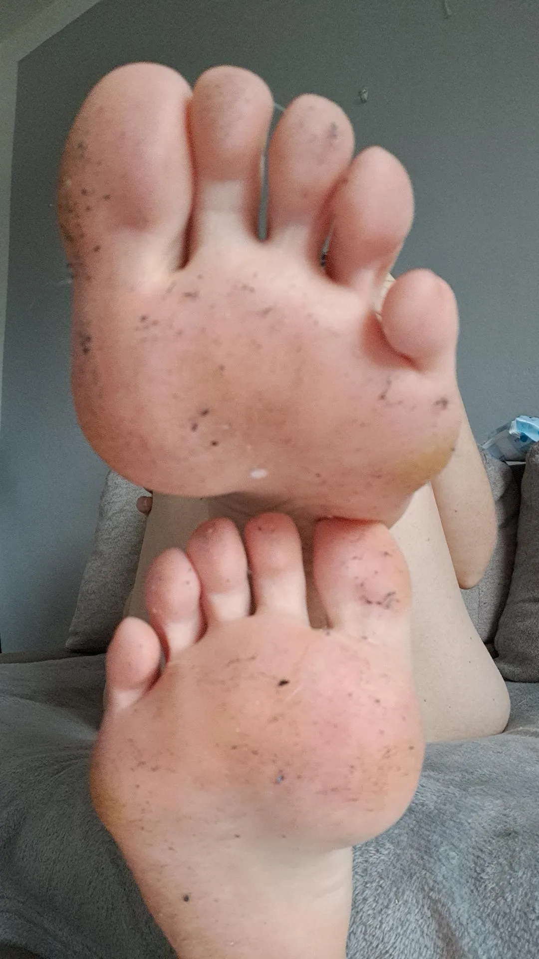 Mommy needs a lick bath