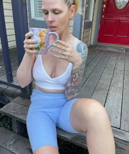 Tinkerbell has nothing on me.