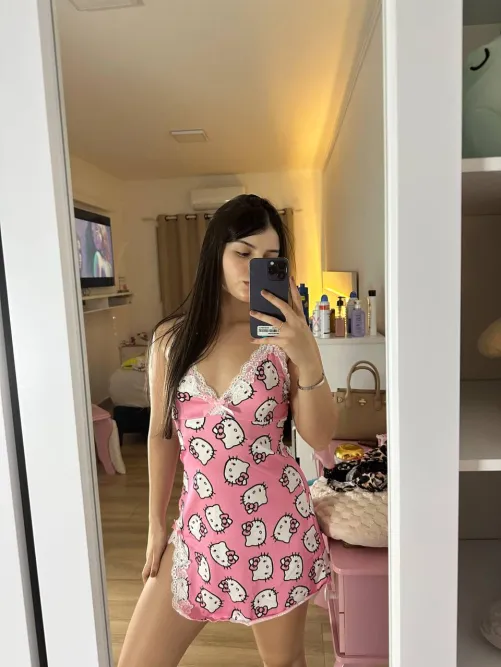 Eu dormindo sem calcinha e usando isso aqui