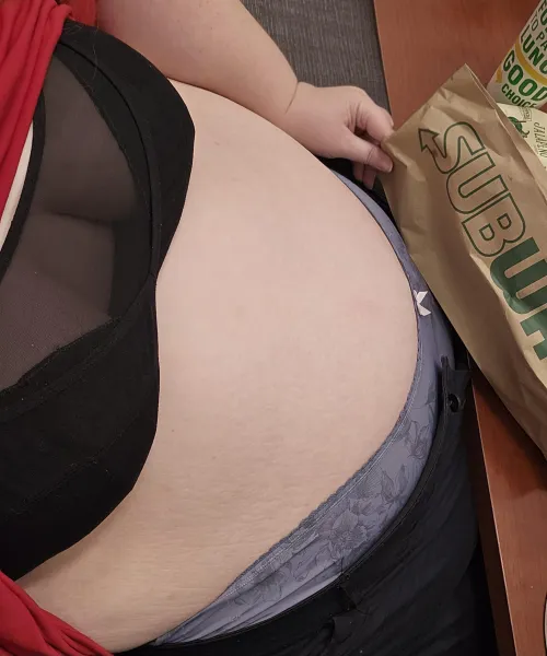 Footlong in my tummy, how about a 6inc somewhere else 😏