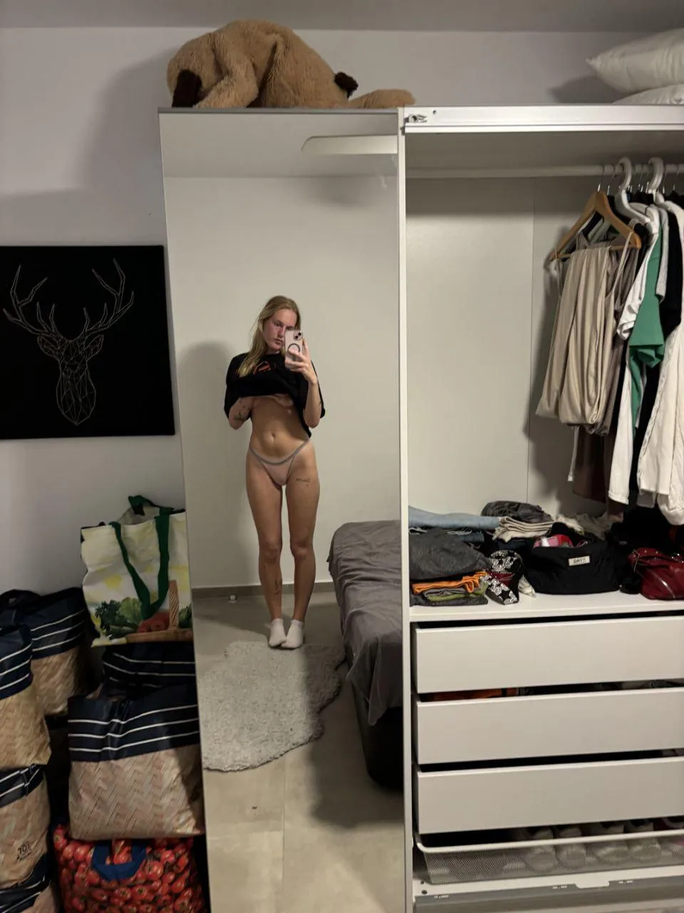 I wanna be lick first before fucking daddy 🥵👅