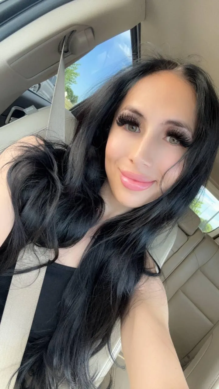 Let's go on a date, if my cock is bigger than yours you need to let me fuck you first