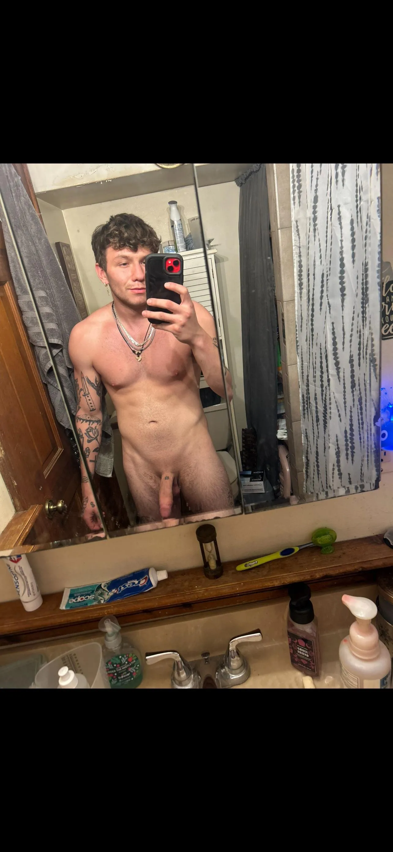 [m4f]  looking for somone to make a video or videos plural in the Boston area