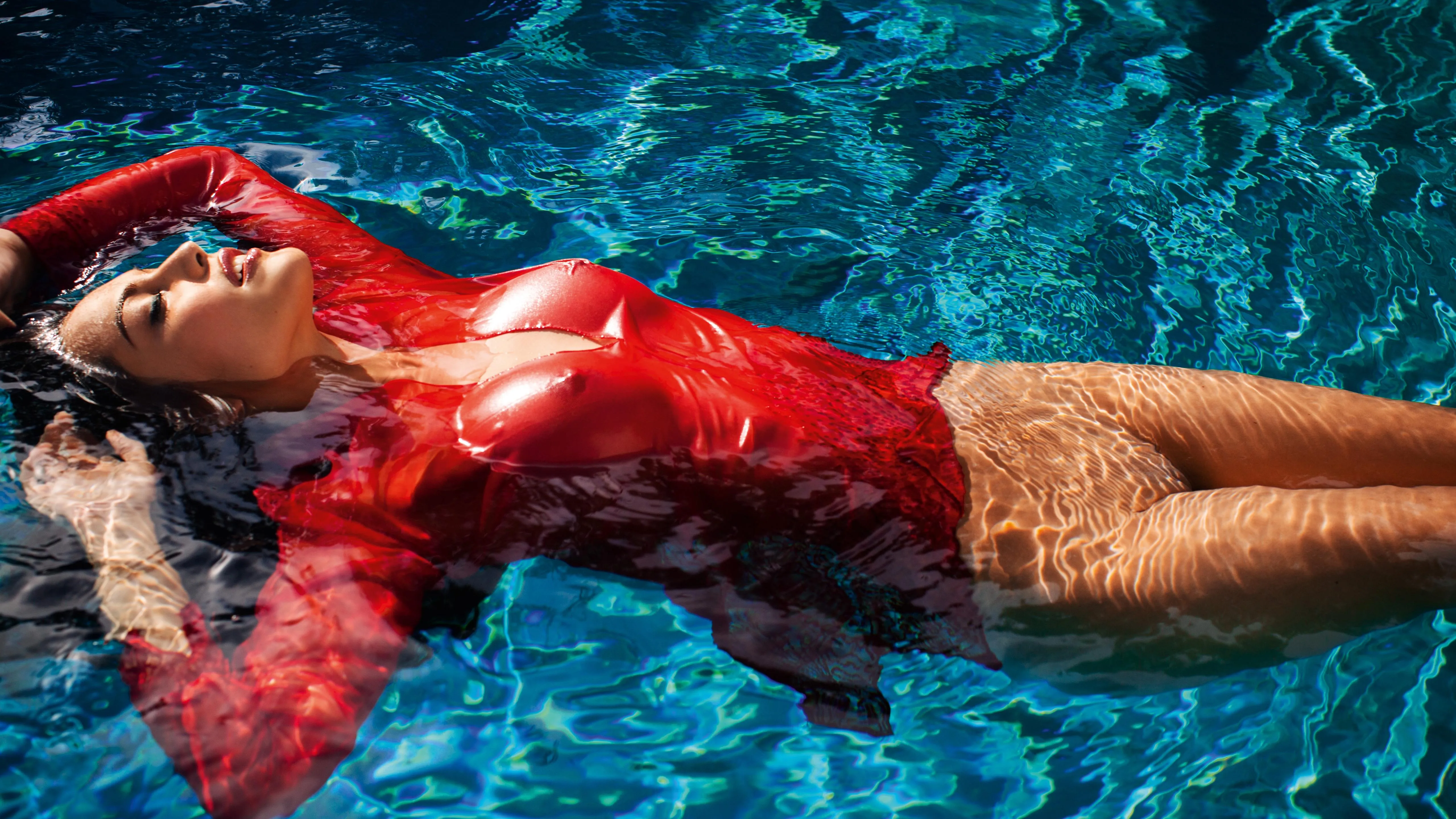 Red • Raquel Pomplun • PMOY 2013 • Playboy • 5120x2880