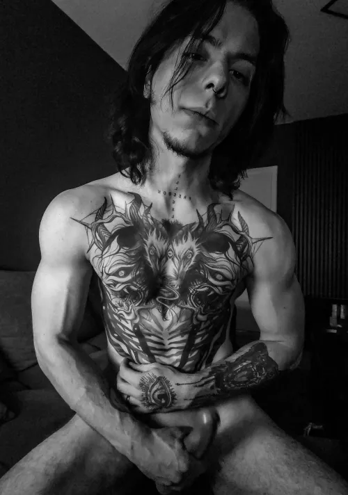 Short or long hair on men?