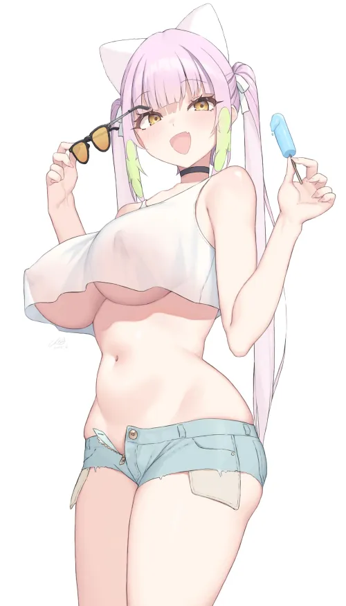 Some nice tiddies under a thin shirt