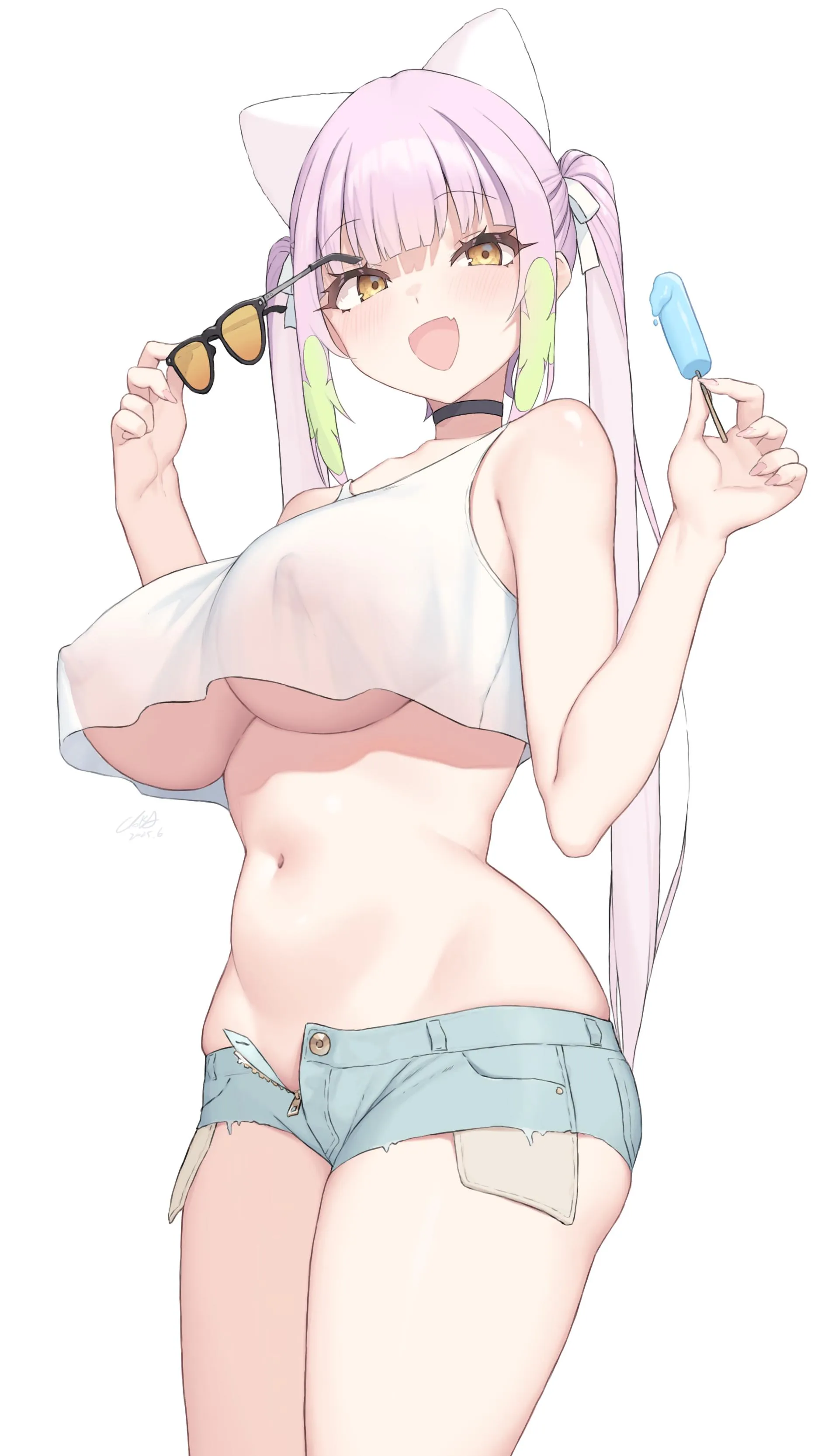 Some nice tiddies under a thin shirt