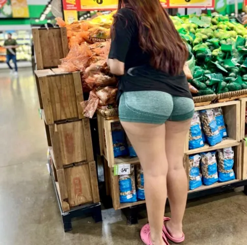 38/38] Santa Clarita [MF4MF] looking for couples to notice the pineapple upsidedown while we grocery shop.