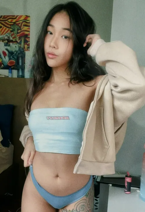 no tits korean girl can be attractive for you?